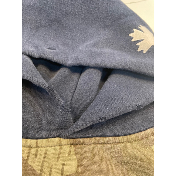 Boys Roots Leaf Camo Sweatshirt Hoodie Green Camo boys Large 9 / 10 - Picture 2 of 7